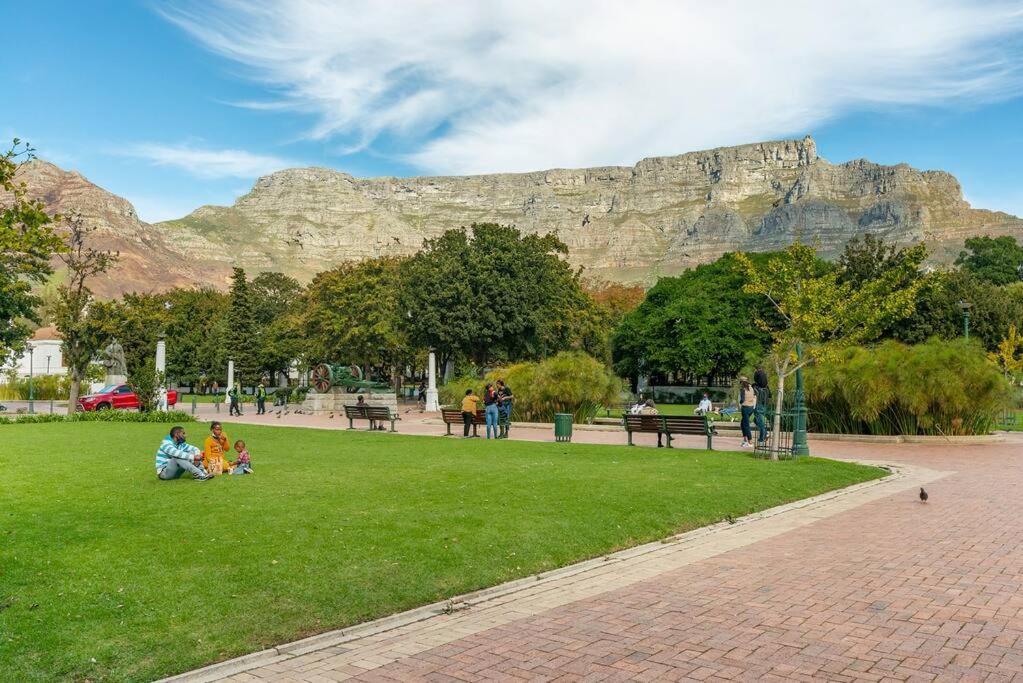 Luxury Urban Living In The East At The Harri * Cape Town